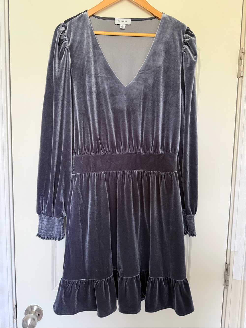 Evereve Velvet V-Neck Long Sleeve Mini Dress